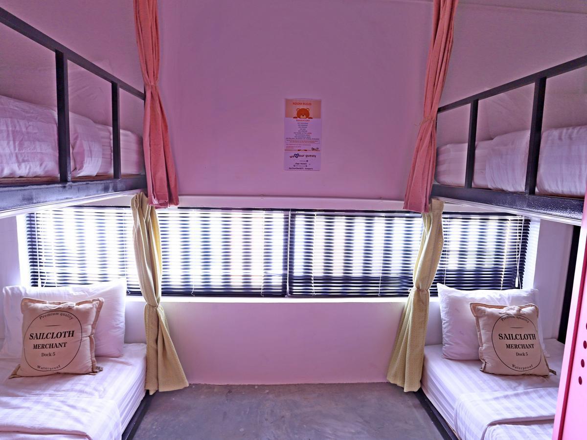 Oops Hostel Siem Reap Exterior foto